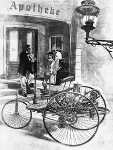 Bertha Benz and her sons Eugen and Richard during their long-distance journey in August 1888 with the Benz Patent Motor Car. Contemporary portrayal of filling up at the pharmacy in Wiesloch, the “world’s first gas station.” 