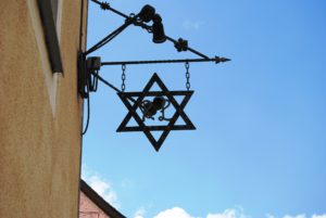 An example of a Zoiglstern or Zoigl star. Zoigl brewers use them as a pub sign.